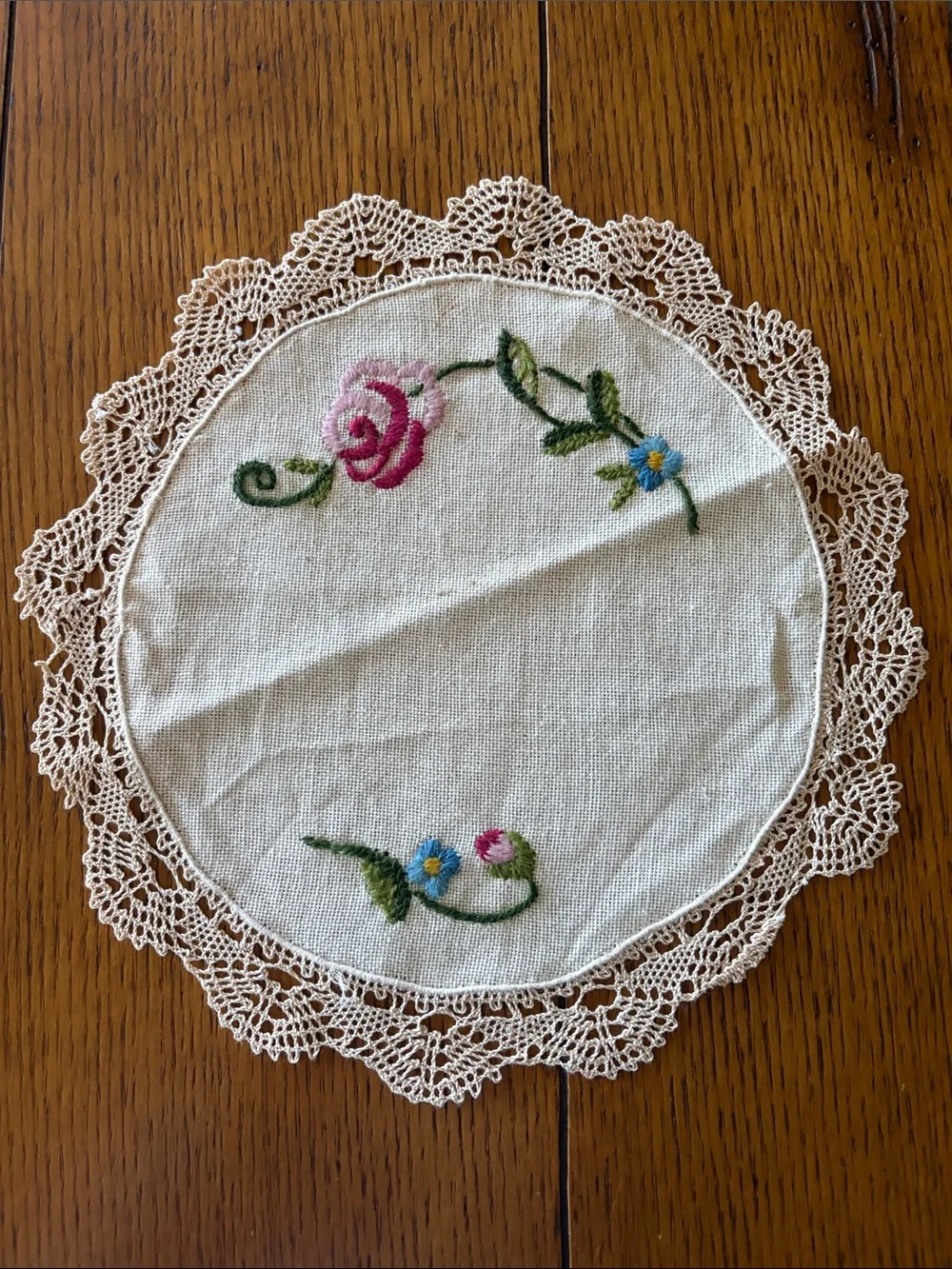 Embroidered Floral Lace Doilies – Set of 2